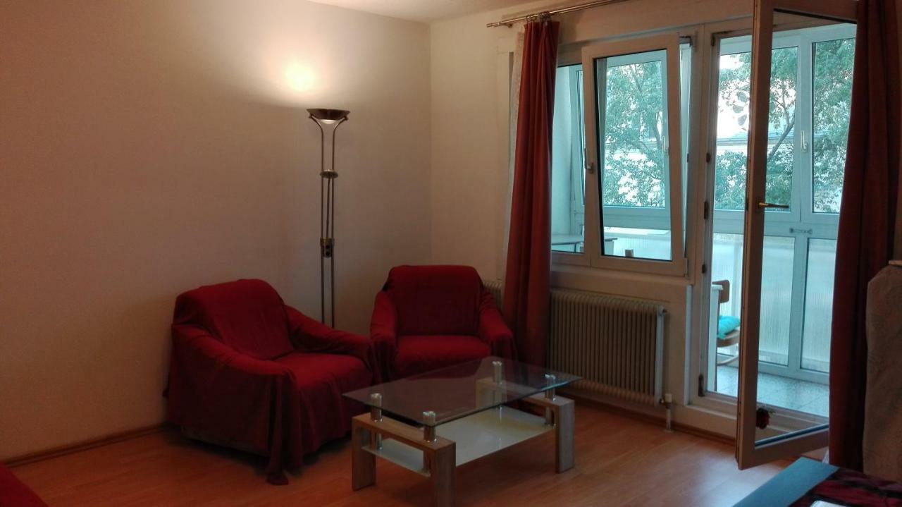 Apartament In Mit Balkon Viena